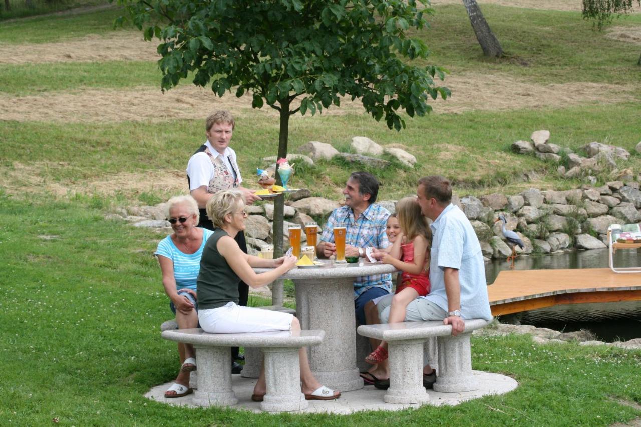 Landhotel Weingarten Haibach  Εξωτερικό φωτογραφία