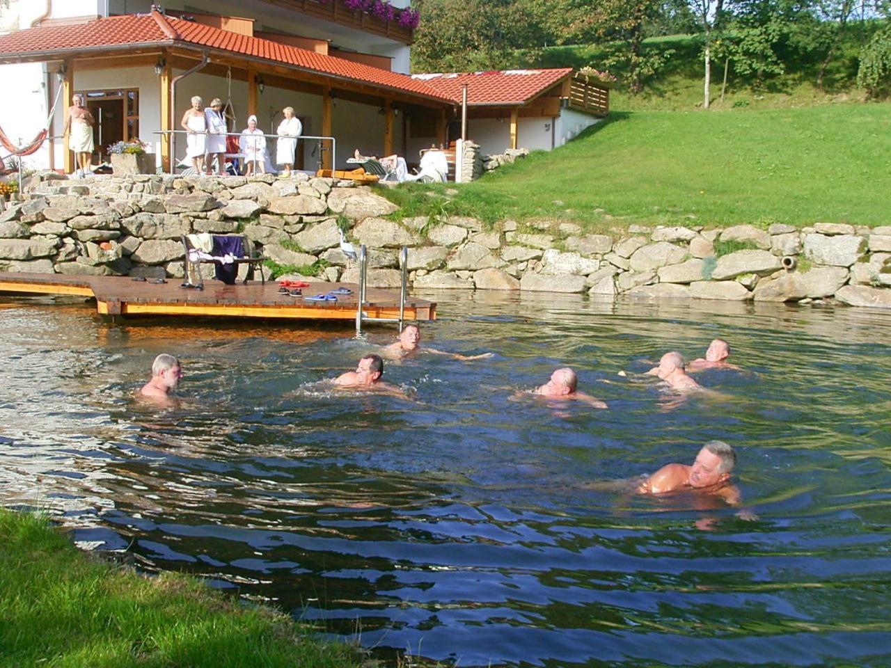 Landhotel Weingarten Haibach  Εξωτερικό φωτογραφία
